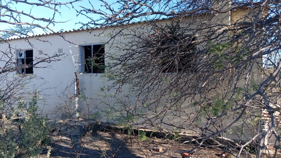 2 Bedroom Property for Sale in Aberdeen Eastern Cape